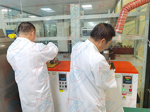 制造业草莓视频网站黄图片