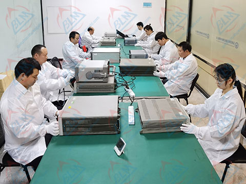 无线电草莓视频WWW在线观看实验室图片